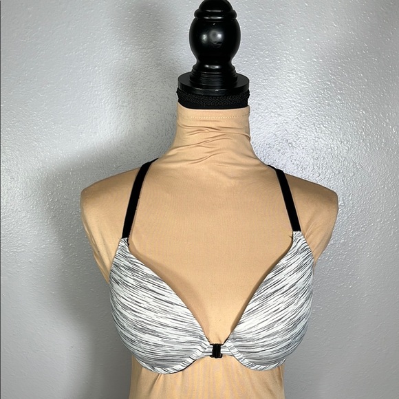 Wear everywhere Push-Up Bra - Victoria’s Secret PINK 32DD - Racerback front hook - Picture 1 of 10